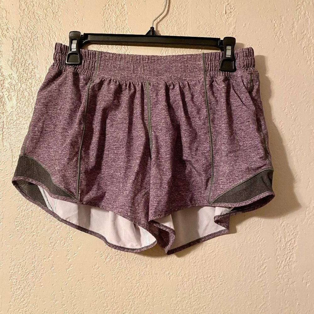 Lululemon Tracker Shorts 4", size 8